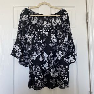 TORRID FLORAL BELL SLEEVE GEORGETTE BLOUSE